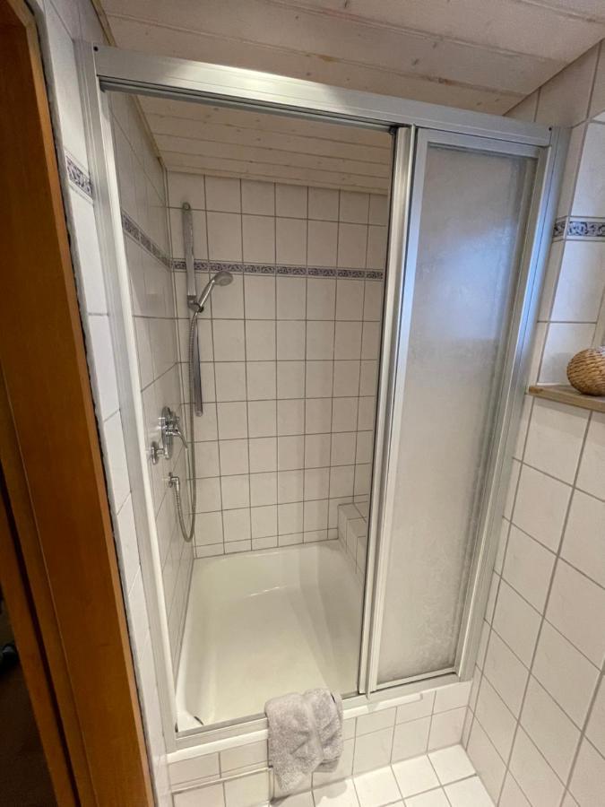 2-Zimmer-Nichtraucher-Ferienwohnung Strobel テュービンゲン エクステリア 写真