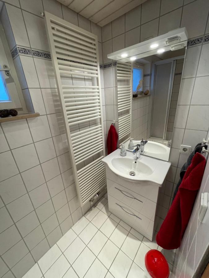 2-Zimmer-Nichtraucher-Ferienwohnung Strobel テュービンゲン エクステリア 写真